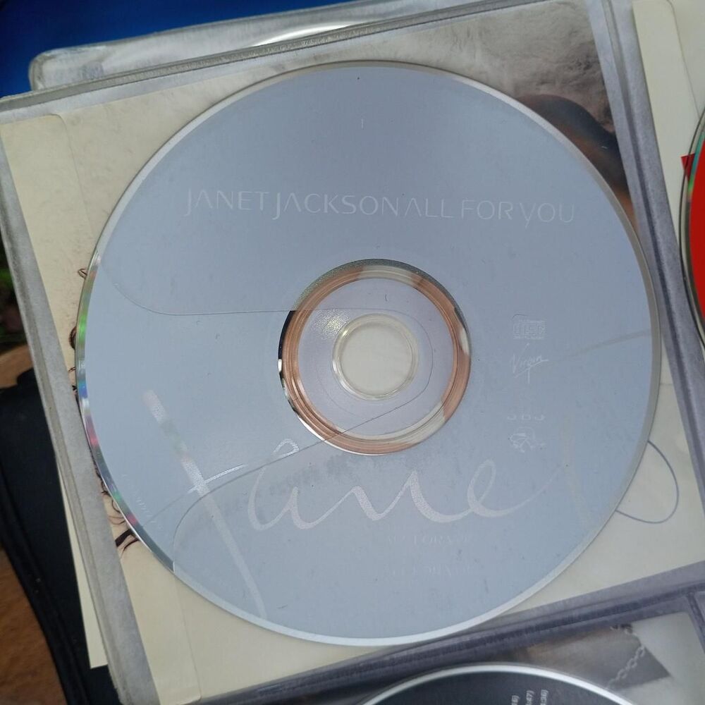 Unbranded Cds-and-vinyl